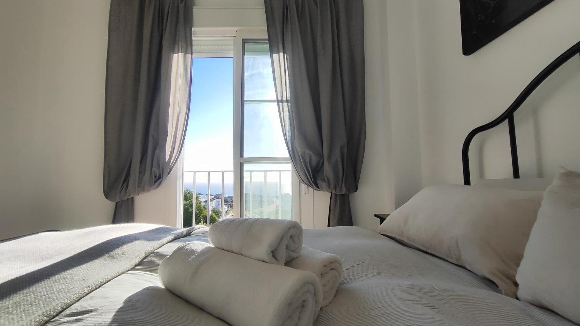 Atico Familiar Vistas Al Mar Apartman Manilva Kültér fotó