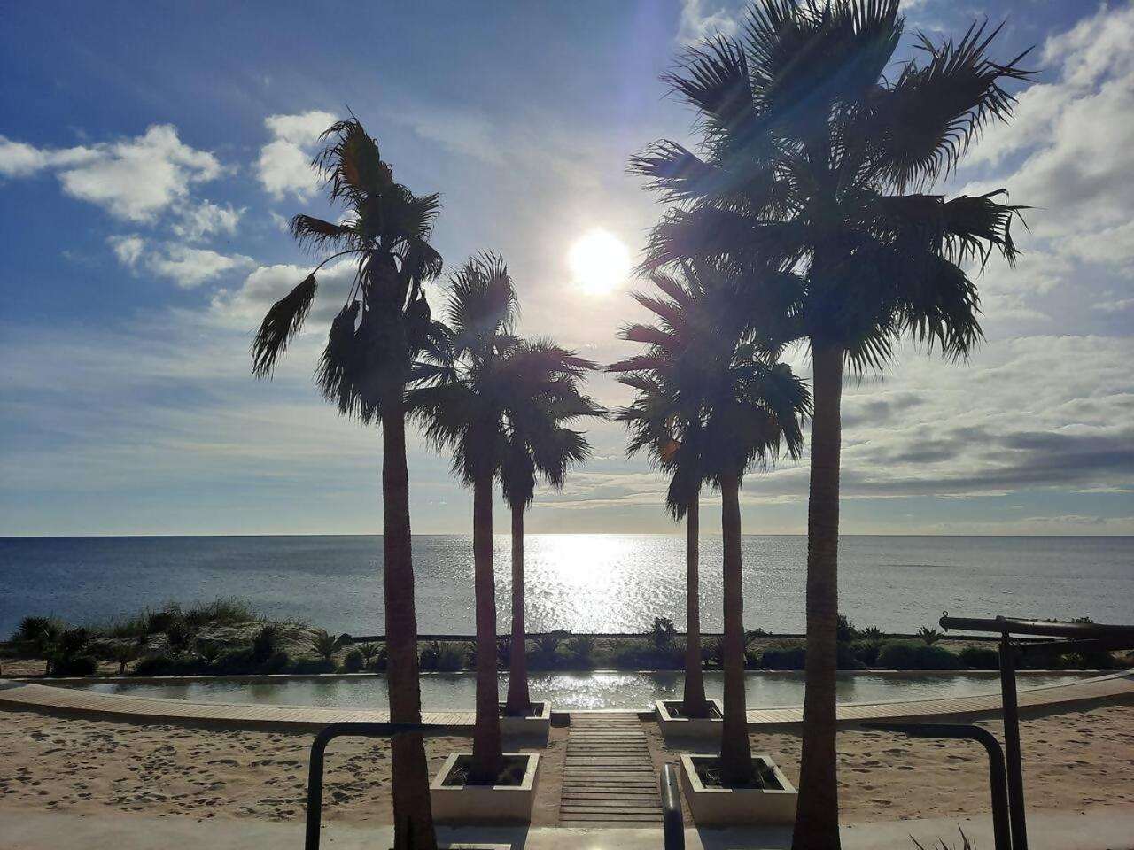 Atico Familiar Vistas Al Mar Apartman Manilva Kültér fotó
