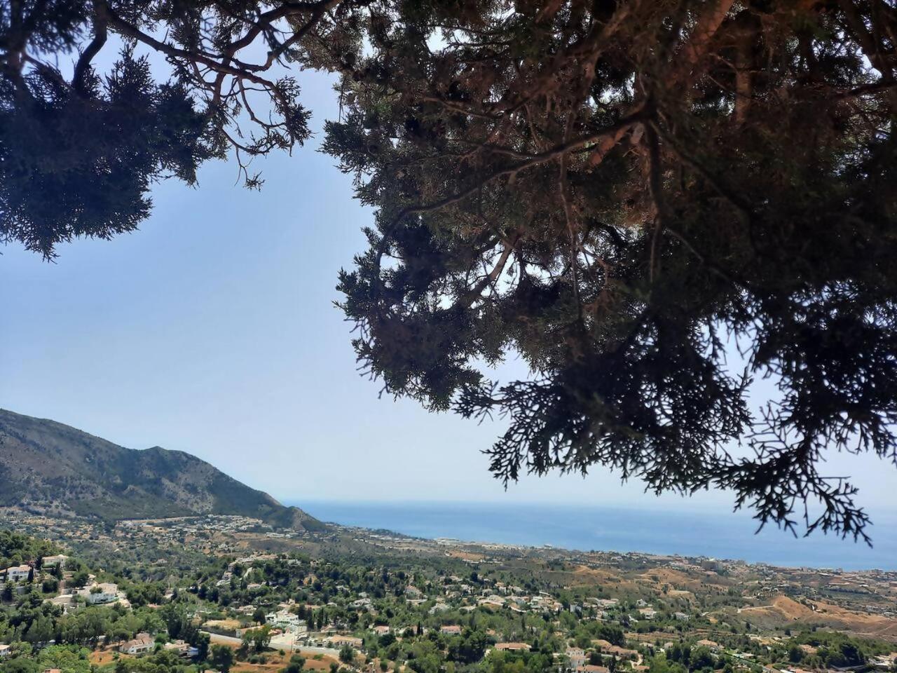 Atico Familiar Vistas Al Mar Apartman Manilva Kültér fotó