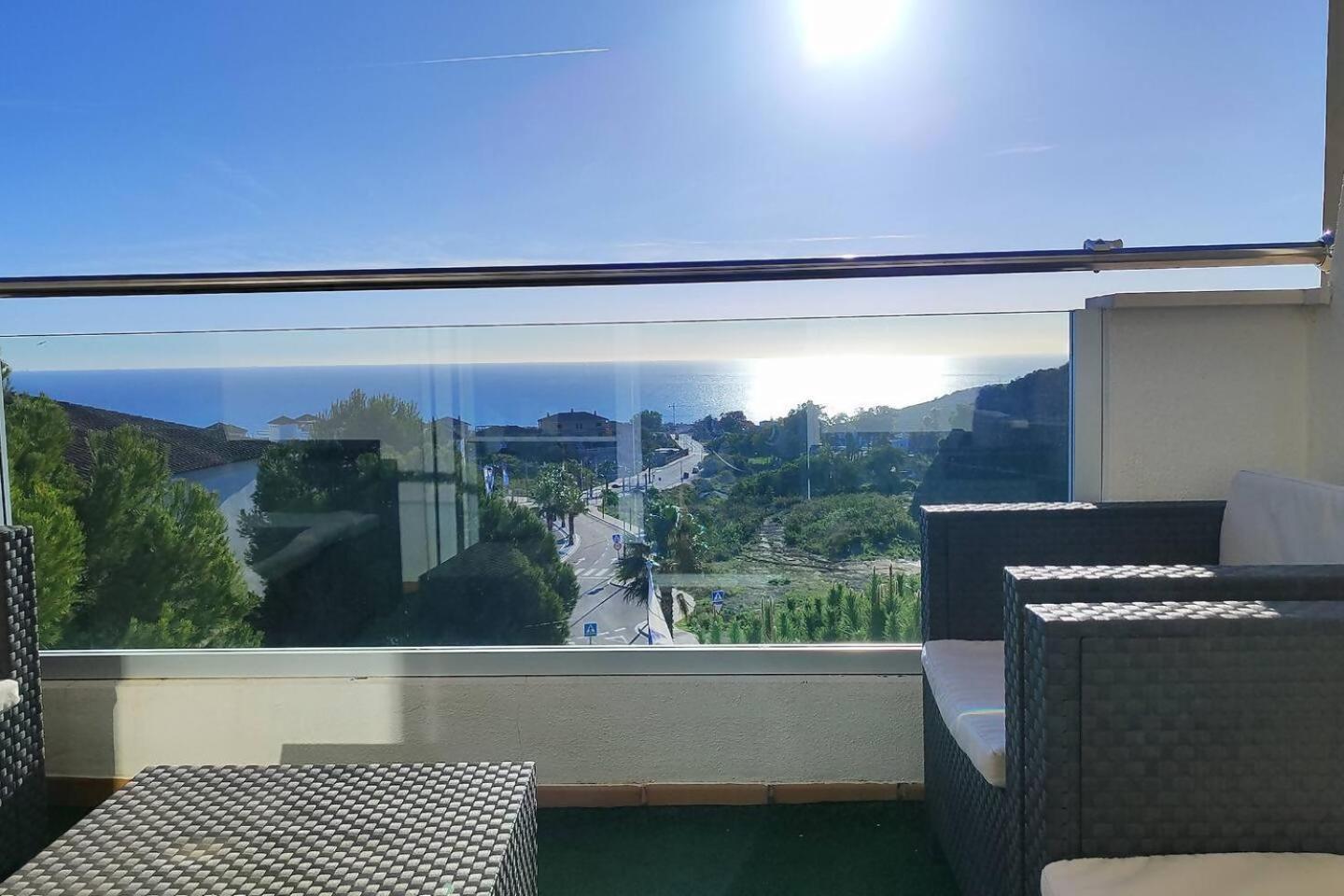 Atico Familiar Vistas Al Mar Apartman Manilva Kültér fotó