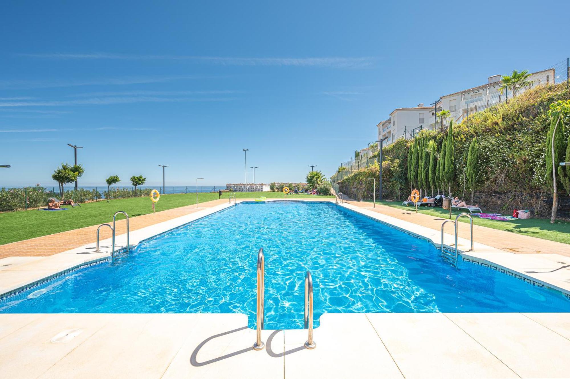 Atico Familiar Vistas Al Mar Apartman Manilva Kültér fotó